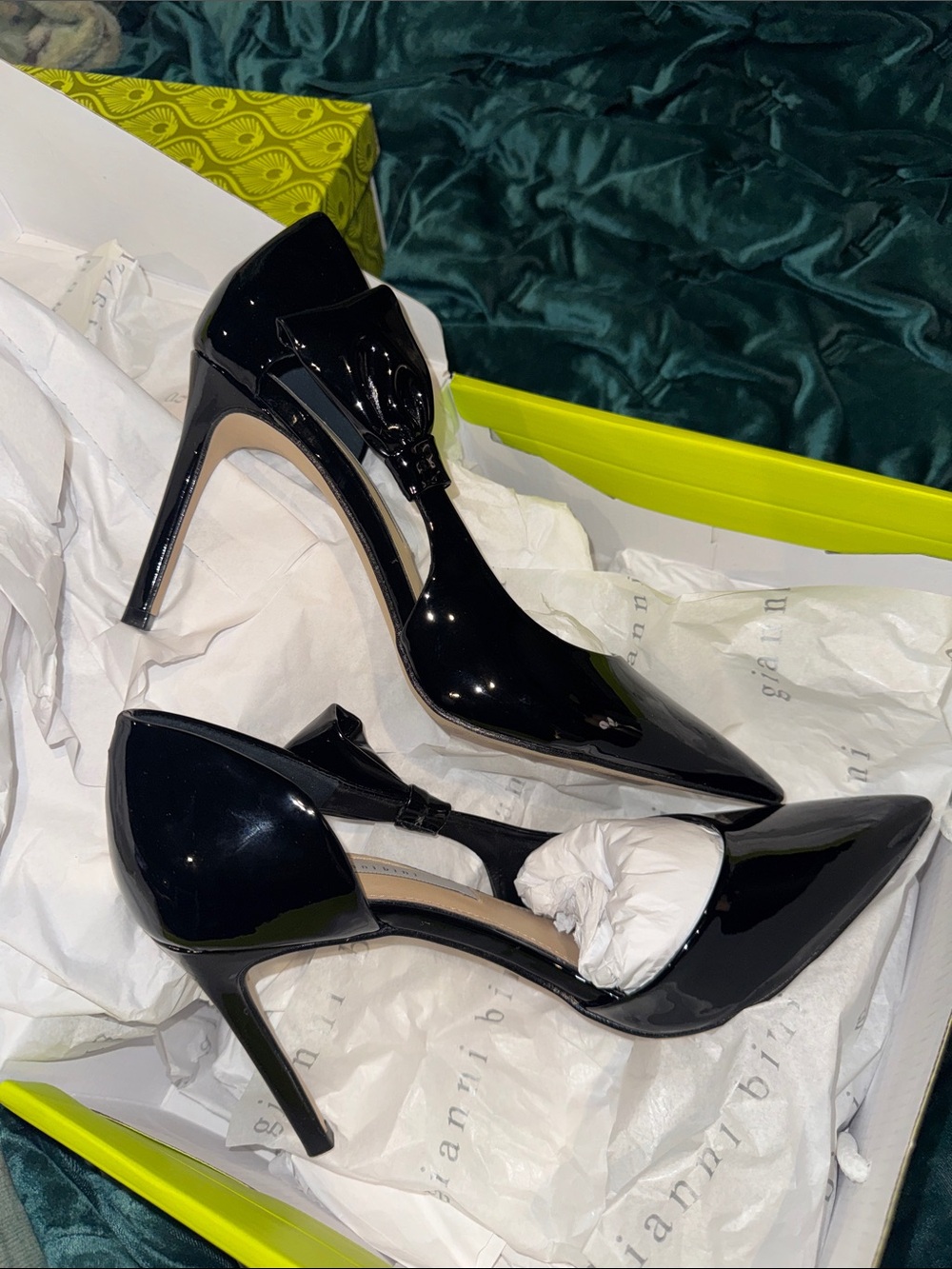 Gianni Bini Black Patent Pointed-Toe Sawyer Stiletto Heels Size 8 - Picture 2 of 9